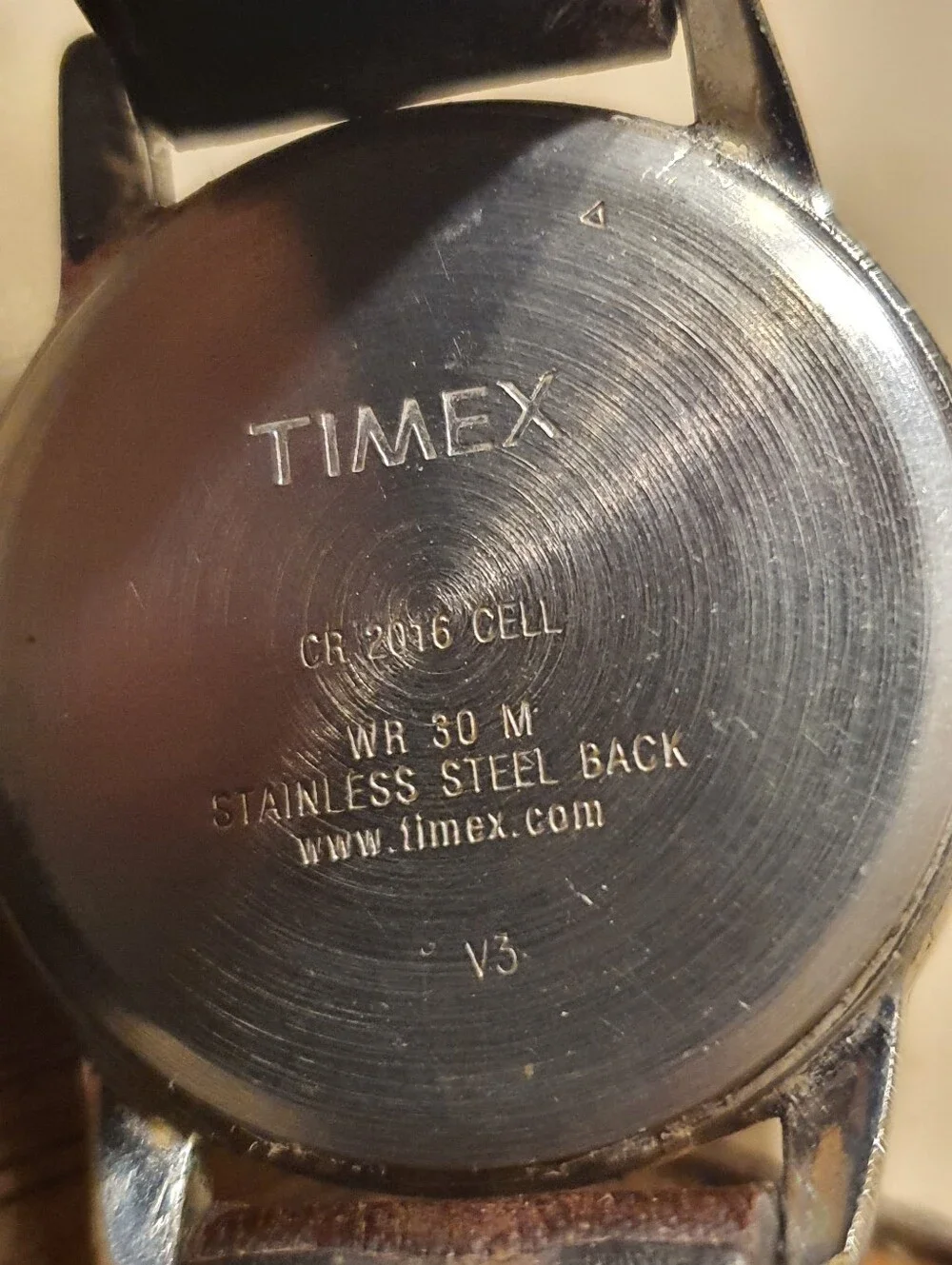 10/$20 Timex Indiglo Silver/White Leather Men's Watch